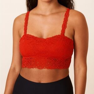 Hollister Red Lace Bralette Size Medium NWOT Everyday Essential | CozyChic
